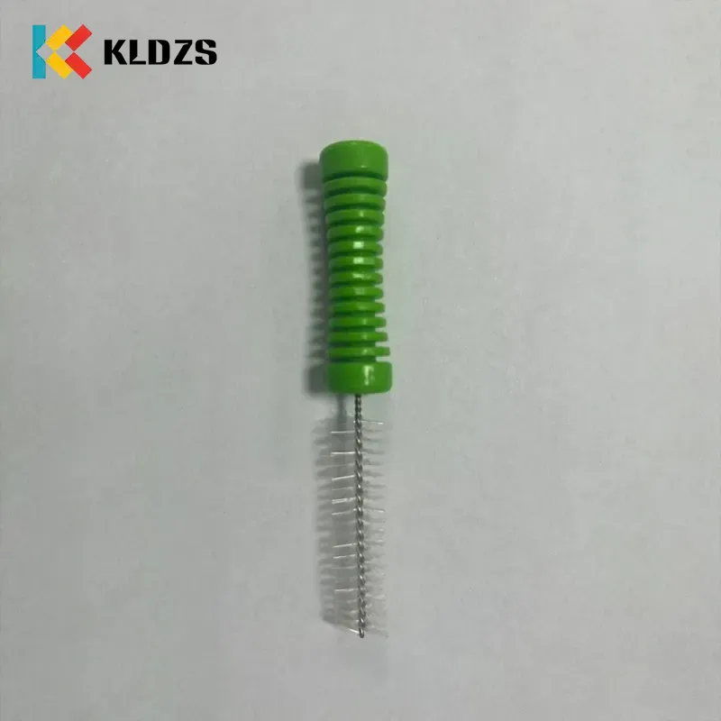 Brosse de nettoyage endoscopique 8 mm x 80 mm